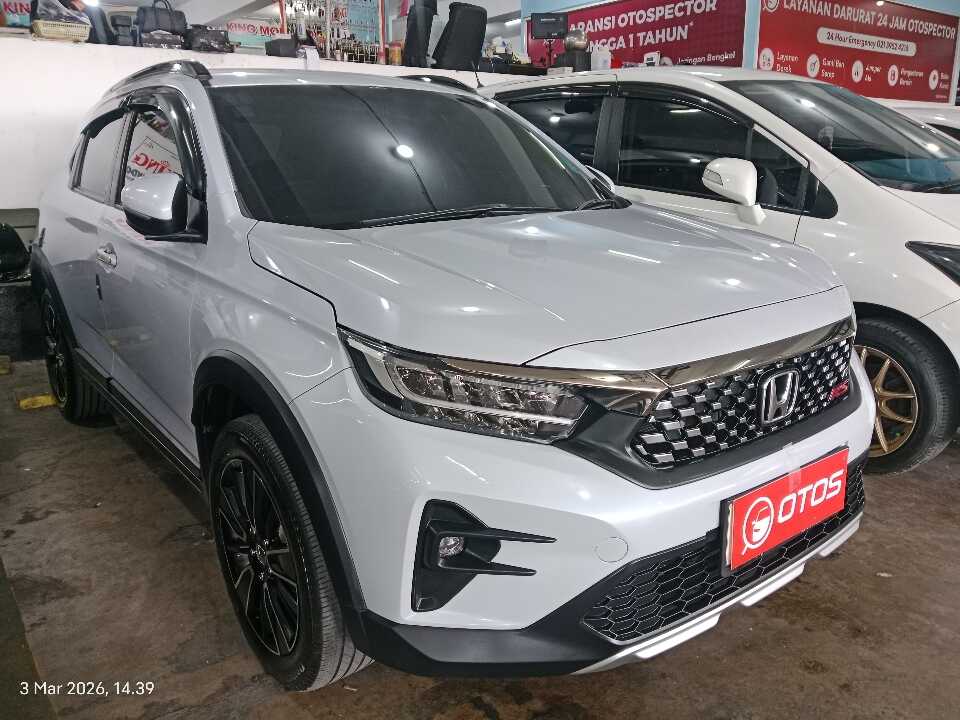 2023 Honda WR-V 1.5 RS - Foto 1 dari 6