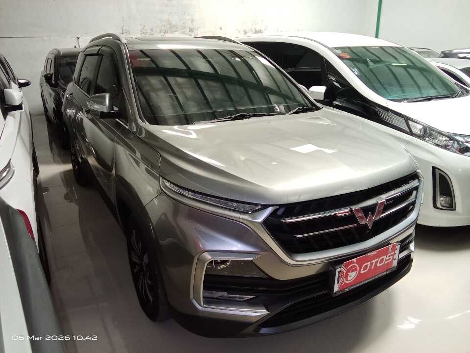 2019 Wuling Almaz 1.5 L T Lux - Foto 1 dari 6