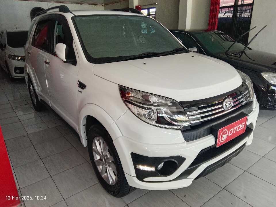 2016 Daihatsu Terios 1.5 R - Foto 1 dari 6