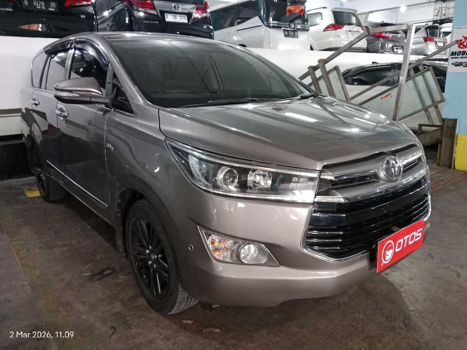 2016 Toyota Kijang Innova 2.0 V - Foto 1 dari 6