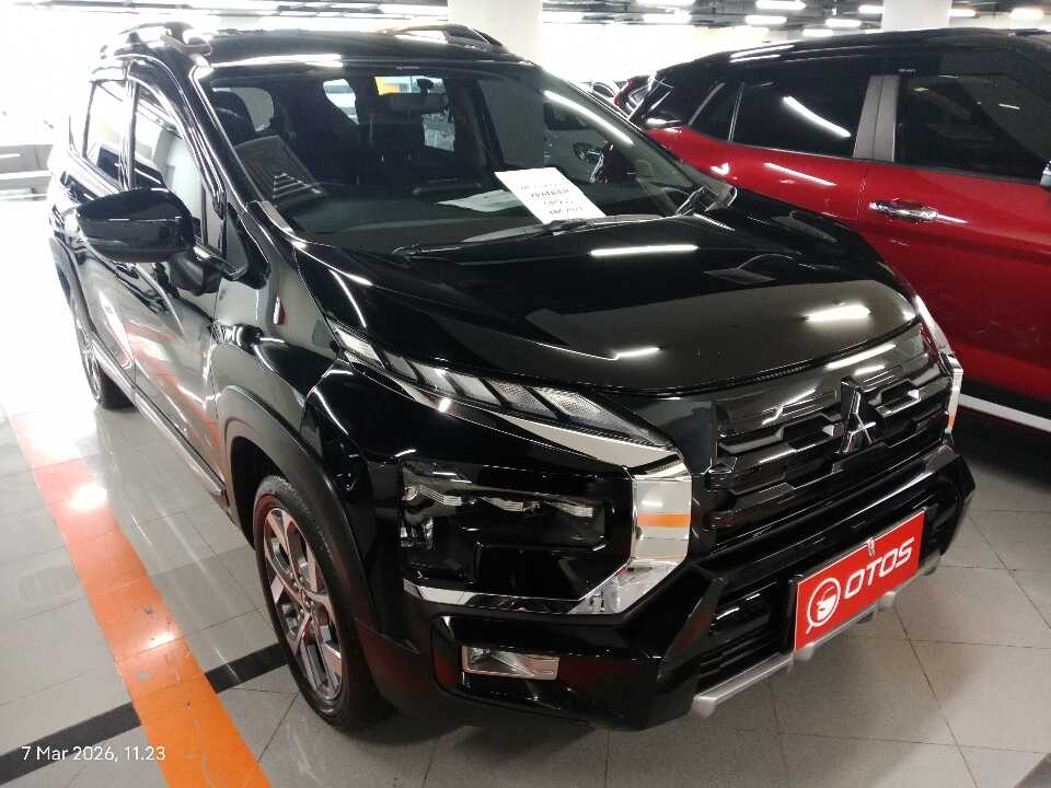 2023 Mitsubishi Xpander 1.5 Cross - Foto 1 dari 6