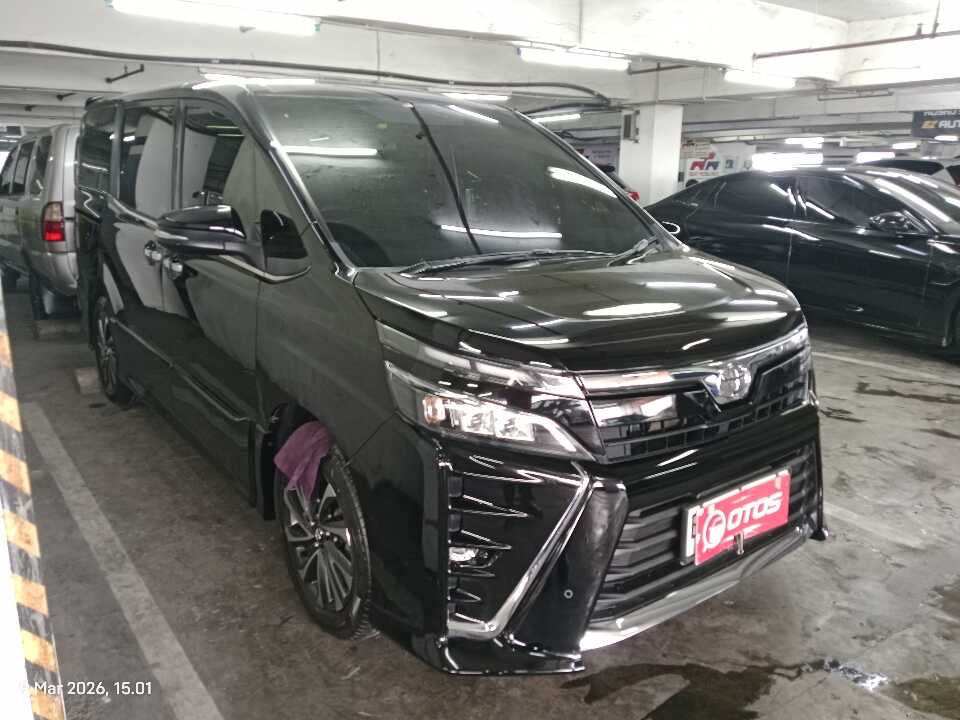 2019 Toyota Voxy 2.0
