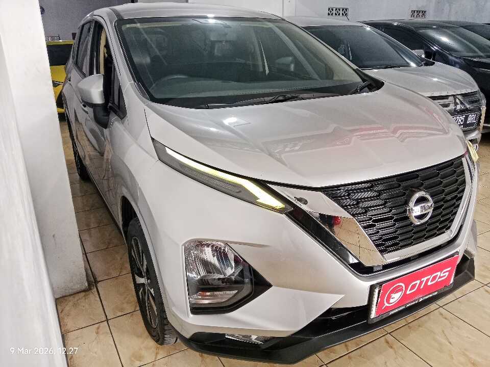 2019 Nissan Livina 1.5 VE - Foto 1 dari 6