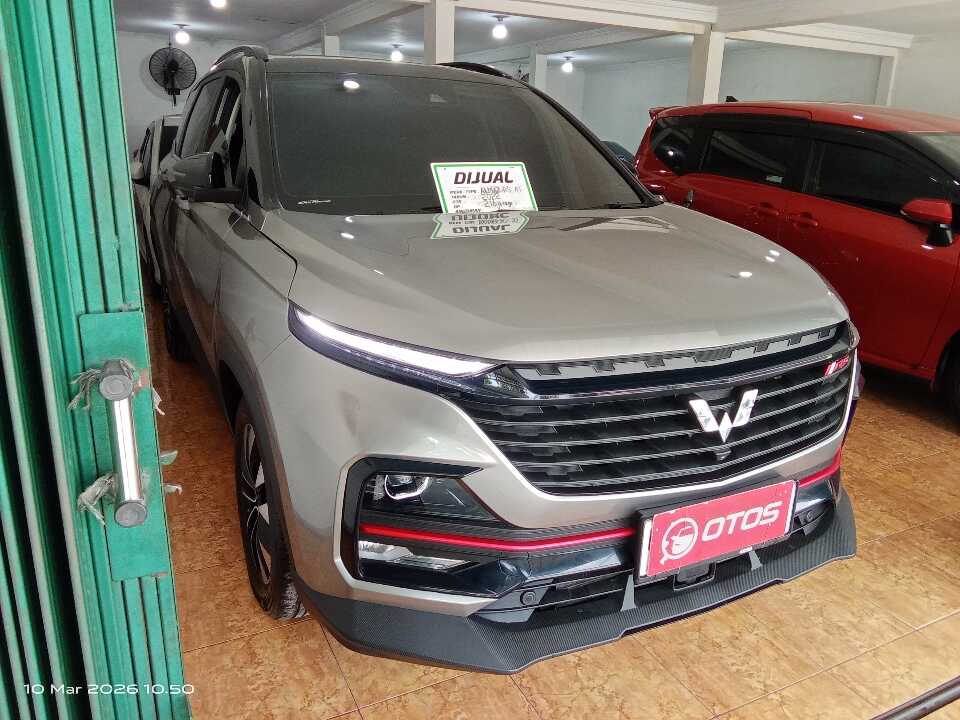 2022 Wuling Almaz 1.5 L T Lux - Foto 1 dari 6