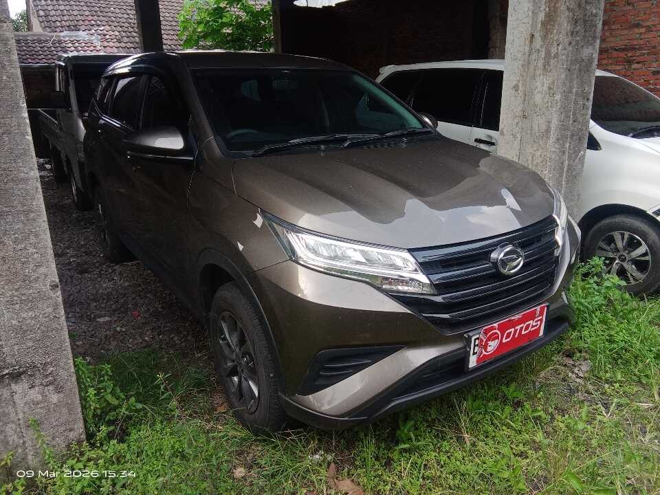 2018 Daihatsu Terios 1.5 X - Foto 1 dari 9