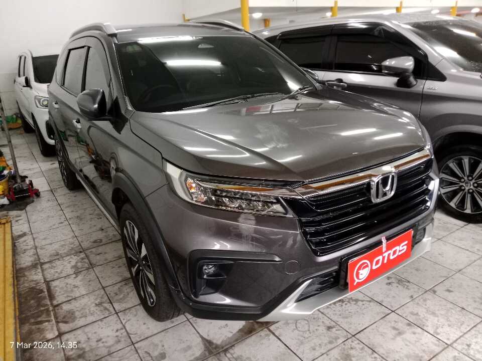 2022 Honda BR-V 1.5 PRE-HS - Foto 1 dari 6