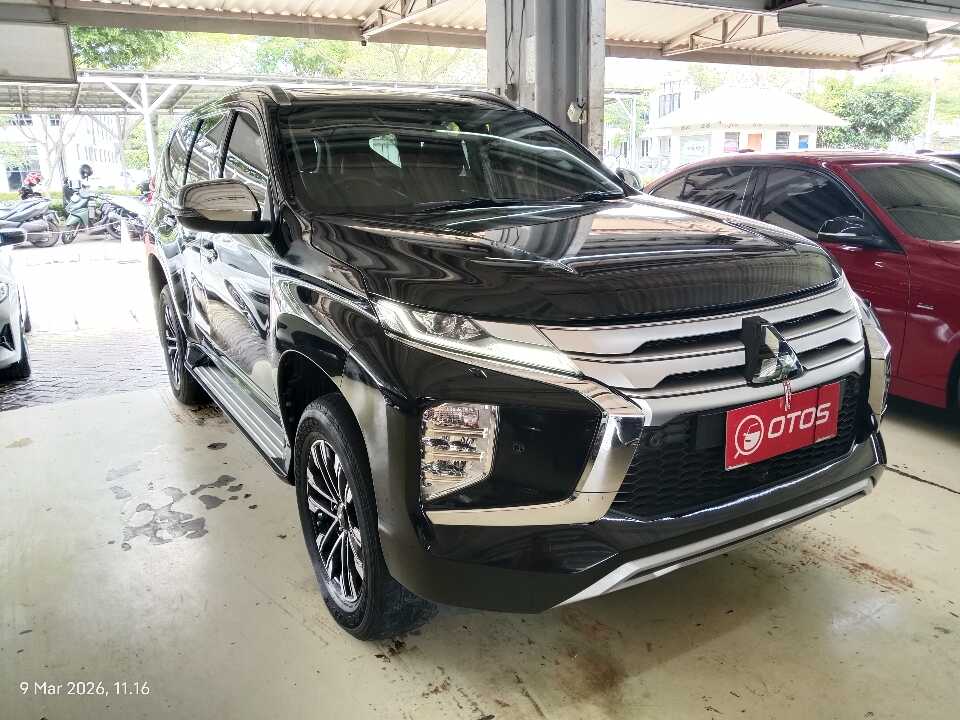 2022 Mitsubishi Pajero Sport 2.4 Dakar Ultimate - Foto 1 dari 6