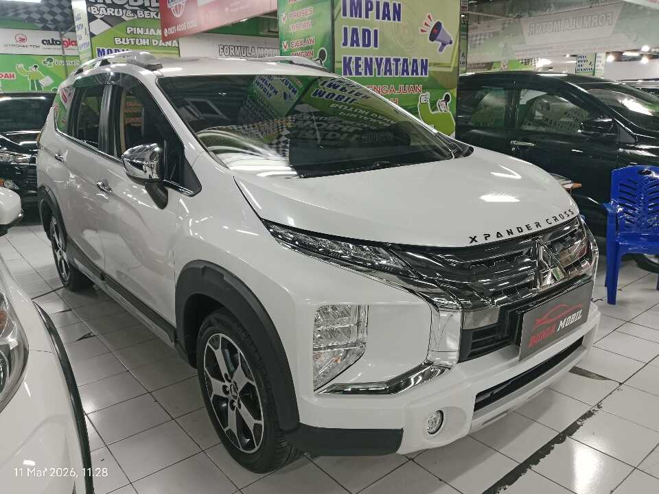 2021 Mitsubishi Xpander 1.5 Cross - Foto 1 dari 6