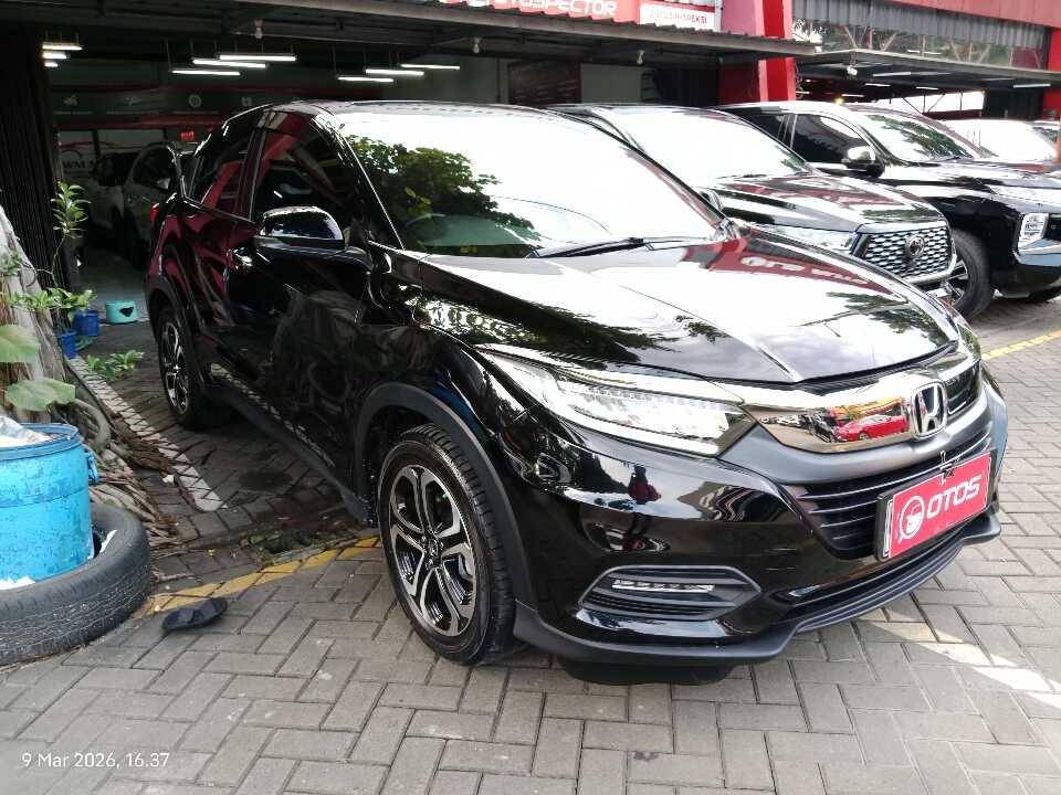 2022 Honda HR-V 1.5 E - Foto 1 dari 6