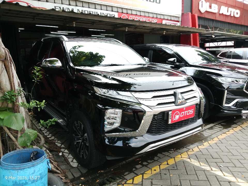2023 Mitsubishi Pajero Sport 2.4 Dakar 4X2 - Foto 1 dari 6