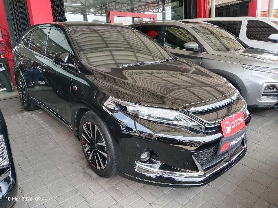 2015 Toyota Harrier 2.0 - Foto 1 dari 6