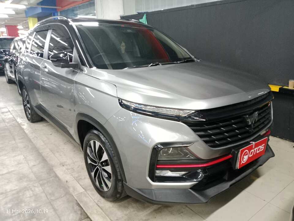 2022 Wuling Almaz 1.5 L T Lux - Foto 1 dari 6