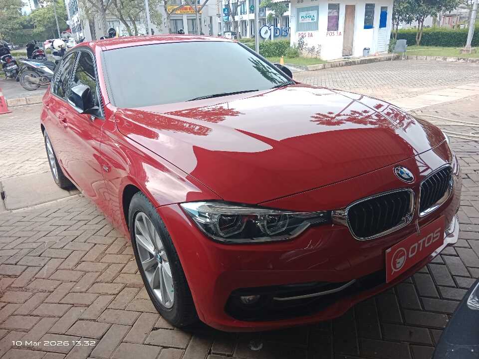 2016 BMW 320i 2.0 Sport - Foto 1 dari 6