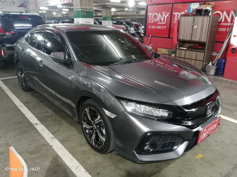 2019 Honda Civic 1.5 E Hatchback - Foto 1 dari 6