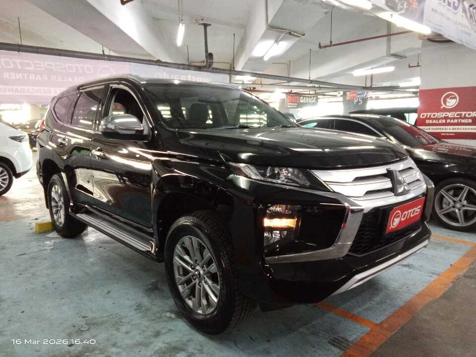 2022 Mitsubishi Pajero Sport 2.5 Exceed - Foto 1 dari 6