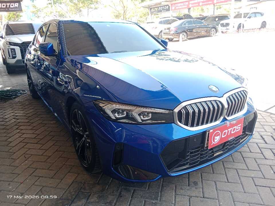 2022 BMW 320i 2.0 - Foto 1 dari 6
