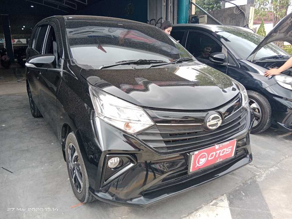 2022 Daihatsu Sigra 1.2 R - Foto 1 dari 6