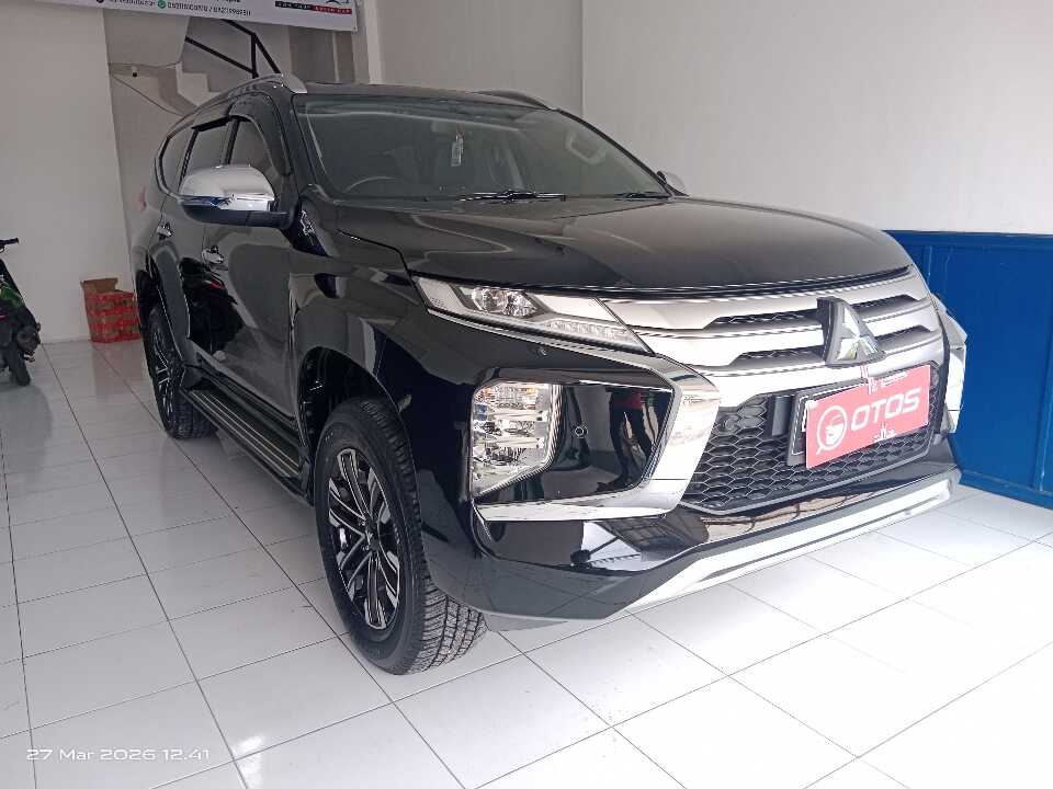 2022 Mitsubishi Pajero Sport 2.4 Dakar - Foto 1 dari 6