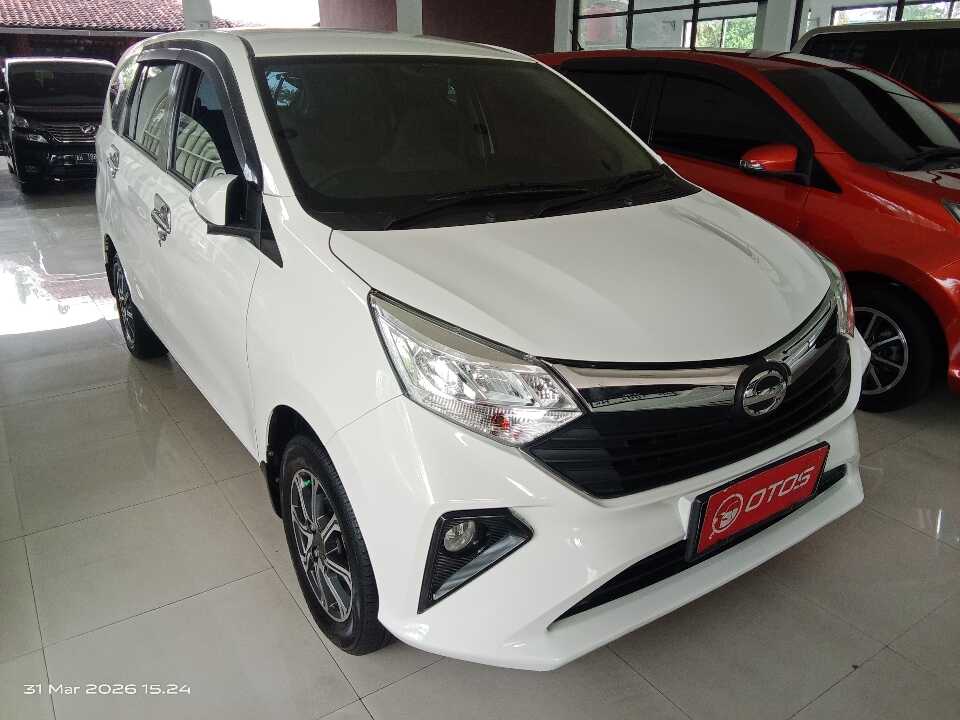 2022 Daihatsu Sigra 1.2 R - Foto 1 dari 6