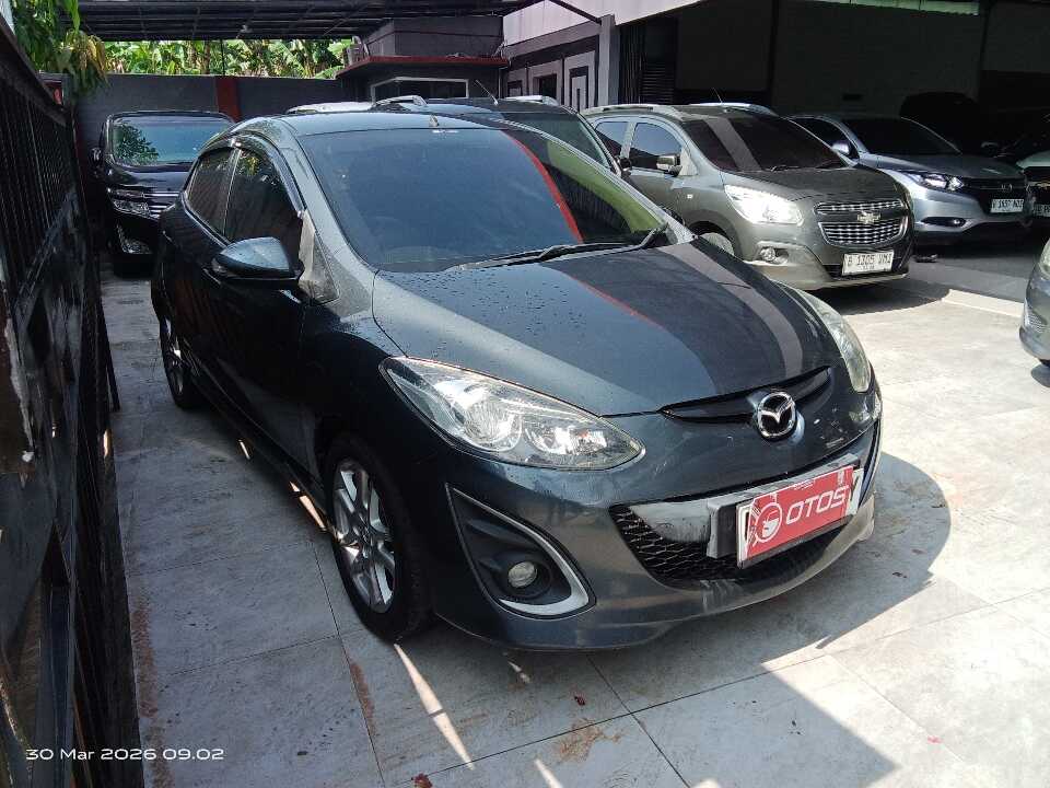 2013 Mazda 2 1.5 - Foto 1 dari 6