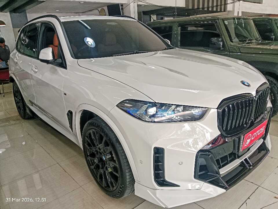 2024 BMW X5 3.0 Xdrive40i Xline - Foto 1 dari 6