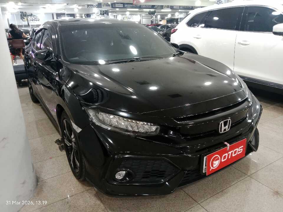 2018 Honda Civic 1.5 Turbo - Foto 1 dari 6