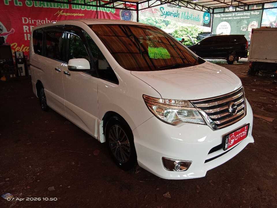 2015 Nissan Serena 2.0 Highway Star - Foto 1 dari 6