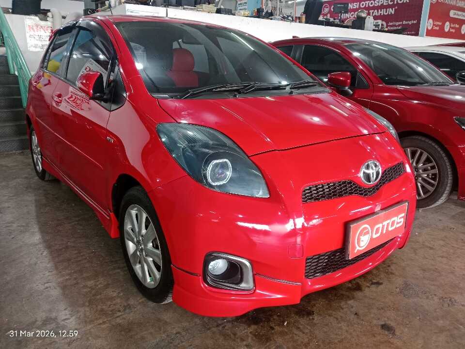 2013 Toyota Yaris 1.5 S Limited - Foto 1 dari 6