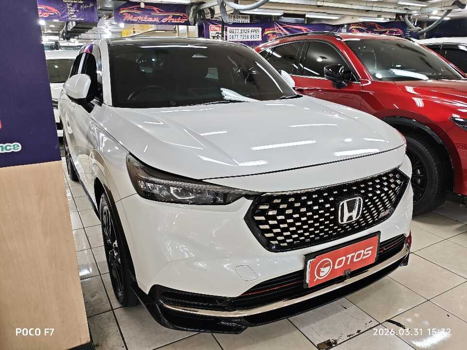 2022 Honda HR-V 1.5 Turbo RS - Foto 1 dari 6
