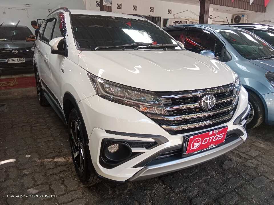 2022 Toyota Rush 1.5 S GR Sport - Foto 1 dari 6