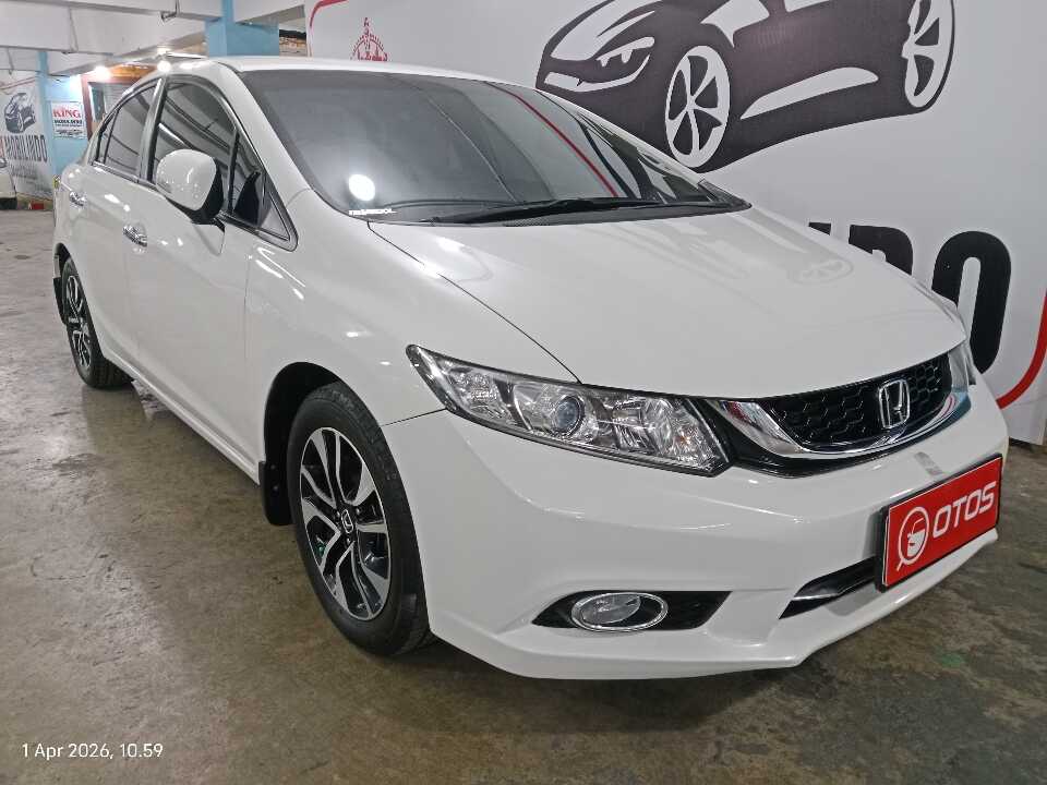 2015 Honda Civic 1.8 FB - Foto 1 dari 6