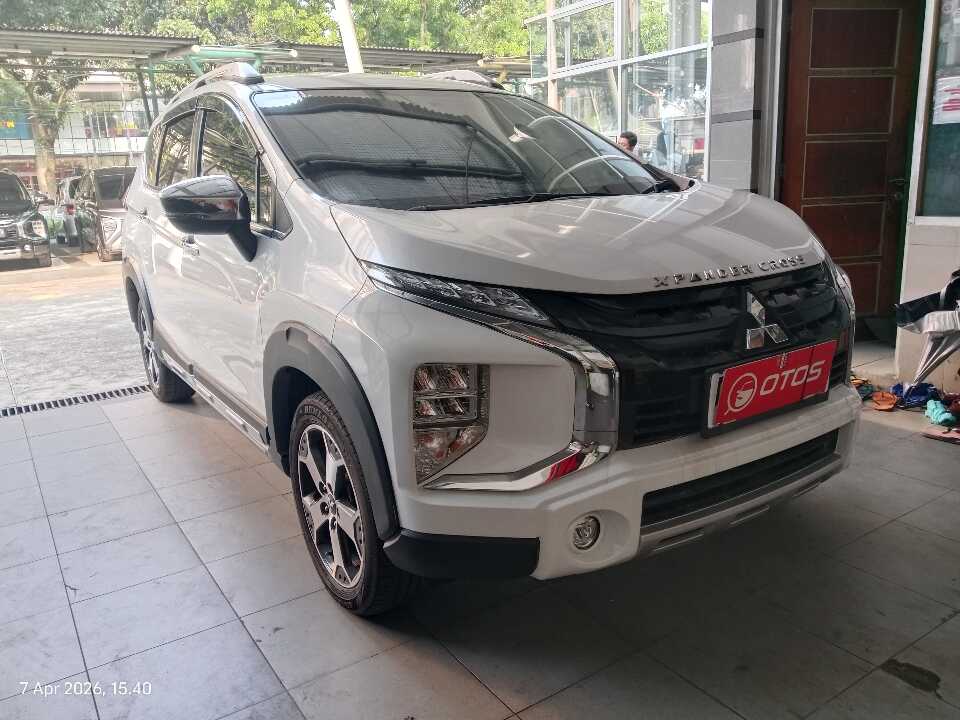 2022 Mitsubishi Xpander 1.5 Cross - Foto 1 dari 6