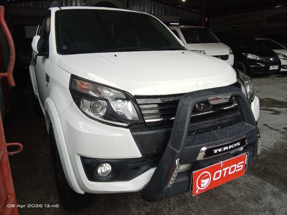 2017 Daihatsu Terios 1.5 R - Foto 1 dari 6