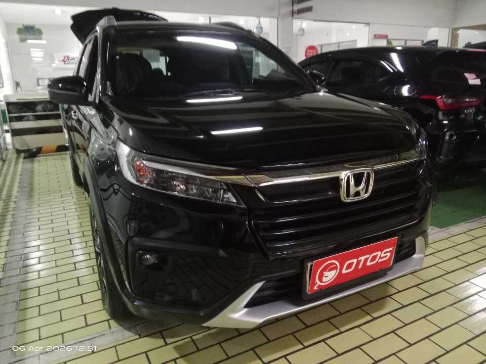 2023 Honda BR-V 1.5 E Prestige - Foto 1 dari 6