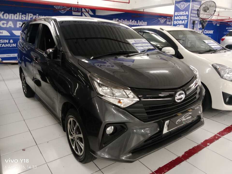 2023 Daihatsu Sigra 1.2 R - Foto 1 dari 6