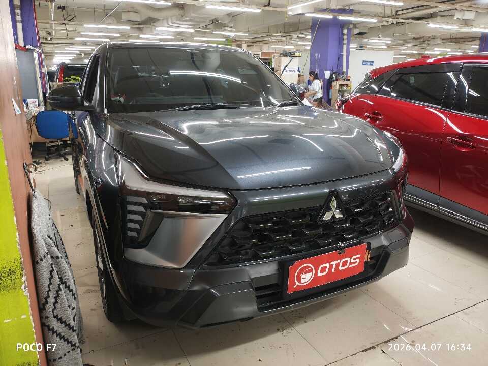 2024 Mitsubishi XForce 1.5 Ultimate - Foto 1 dari 6