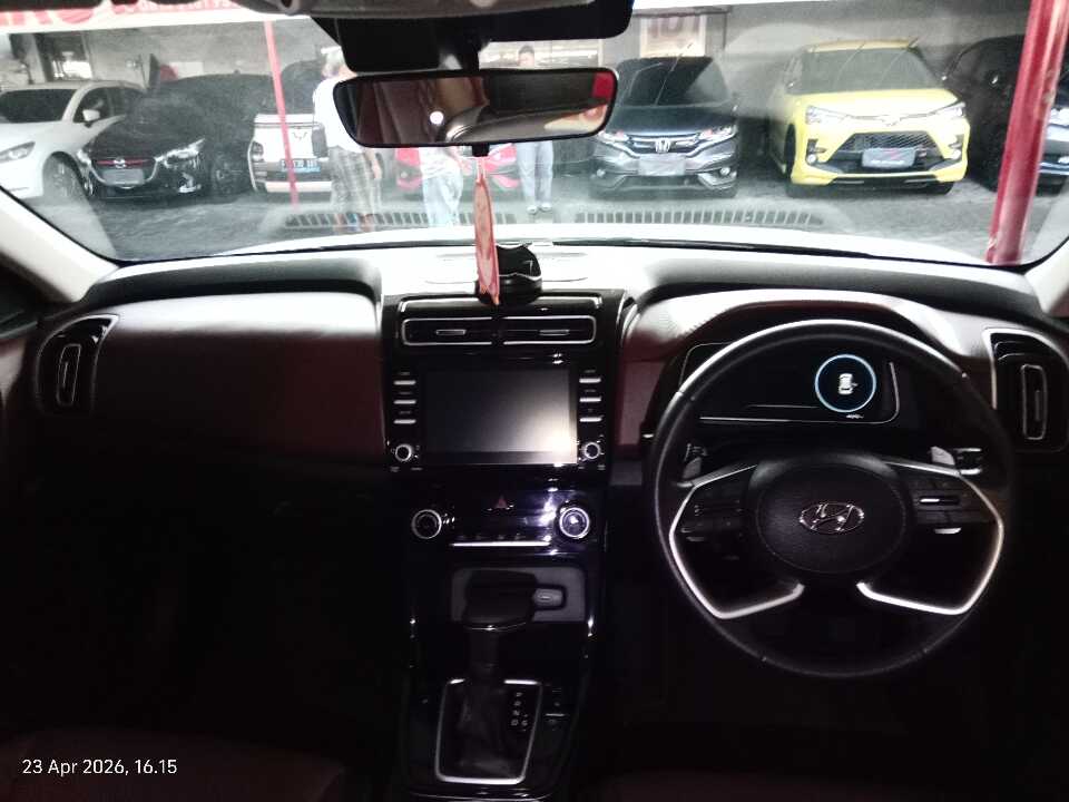 Foto Mobil Bekas Dashboard Hyundai Creta 1.5 Prime tahun 2022
