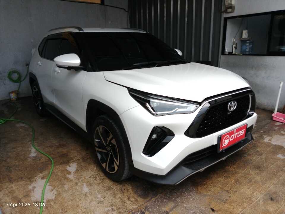 2023 Toyota Yaris Cross 1.5 S - Foto 1 dari 6