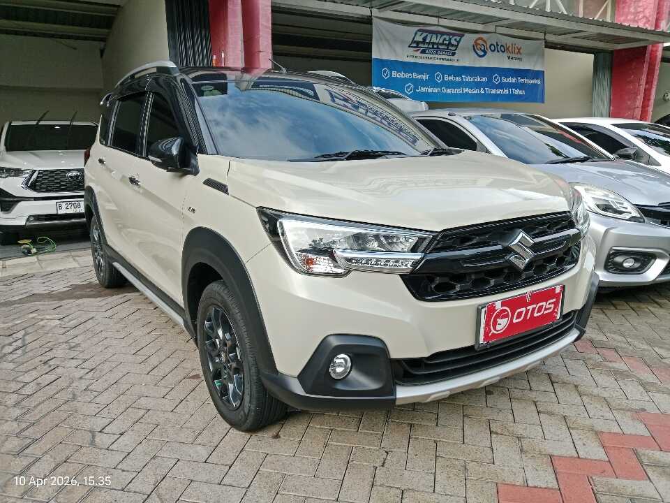 2023 Suzuki XL7 1.5 Alpha - Foto 1 dari 6