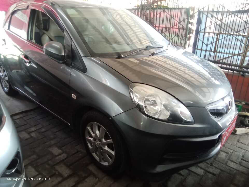 2014 Honda Brio 1.2 S - Foto 1 dari 6