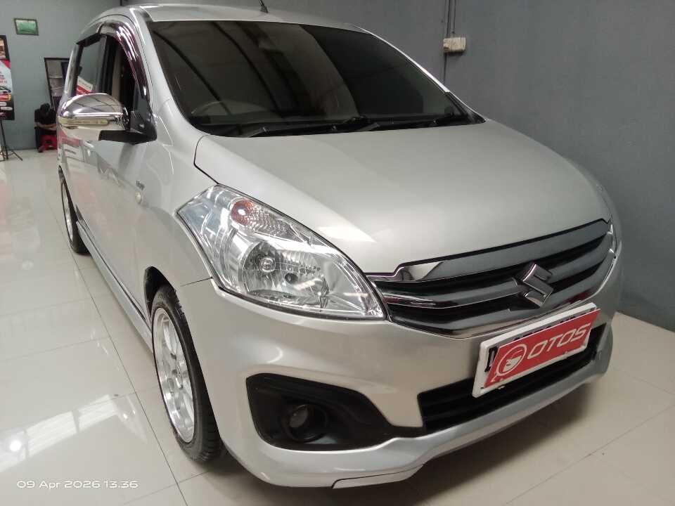 2016 Suzuki Ertiga 1.4 GX - Foto 1 dari 6