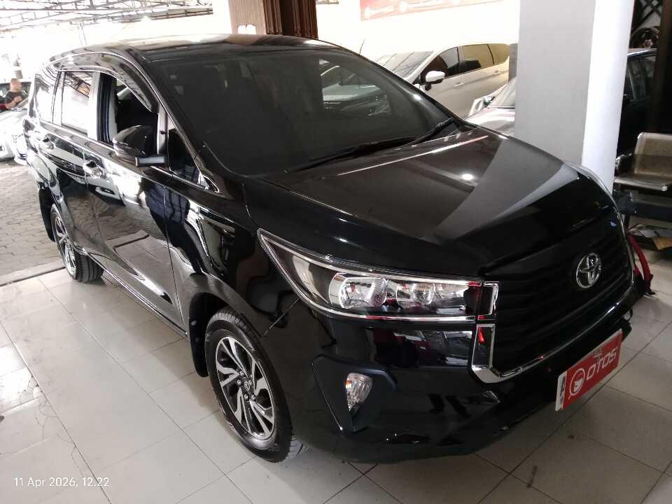 2025 Toyota Kijang Innova 2.4 G - Foto 1 dari 6