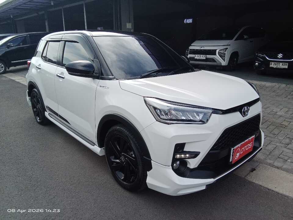 2022 Toyota Raize 1.0 GR Sport TSS - Foto 1 dari 9