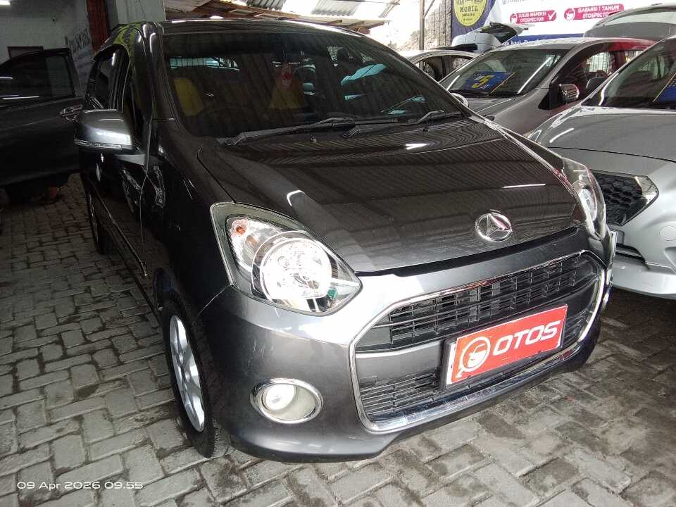2016 Daihatsu Ayla 1.0 X - Foto 1 dari 6