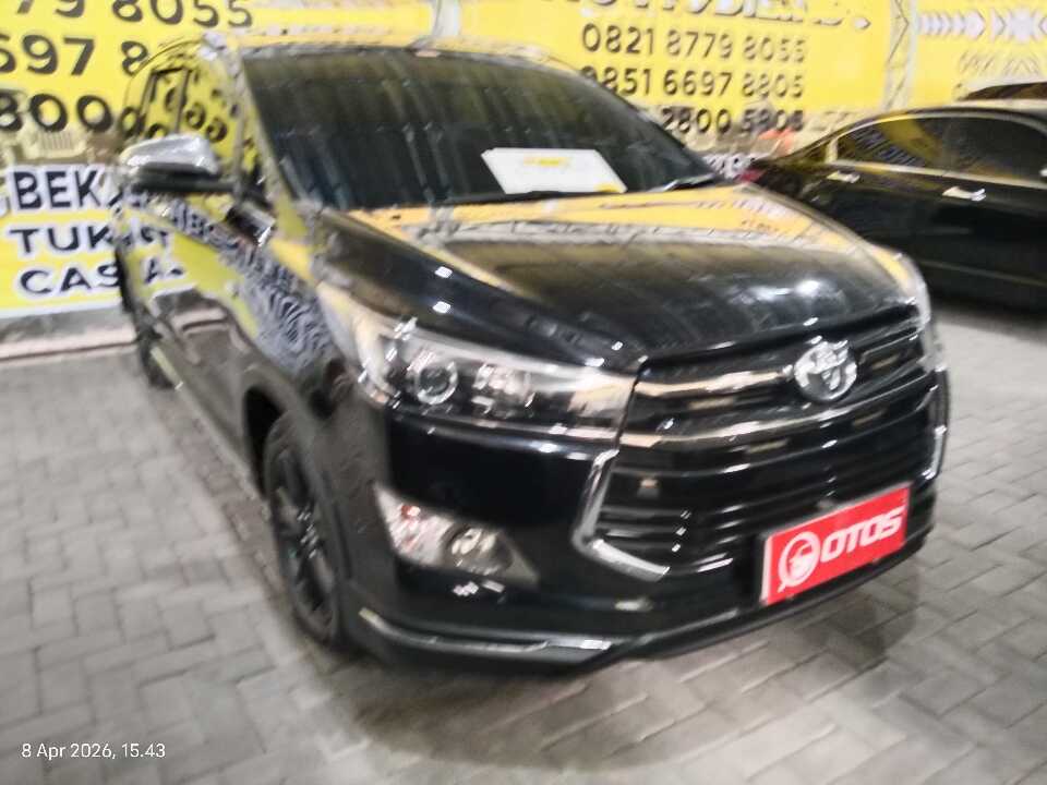 2019 Toyota Kijang Innova 2.0 Venturer - Foto 1 dari 6