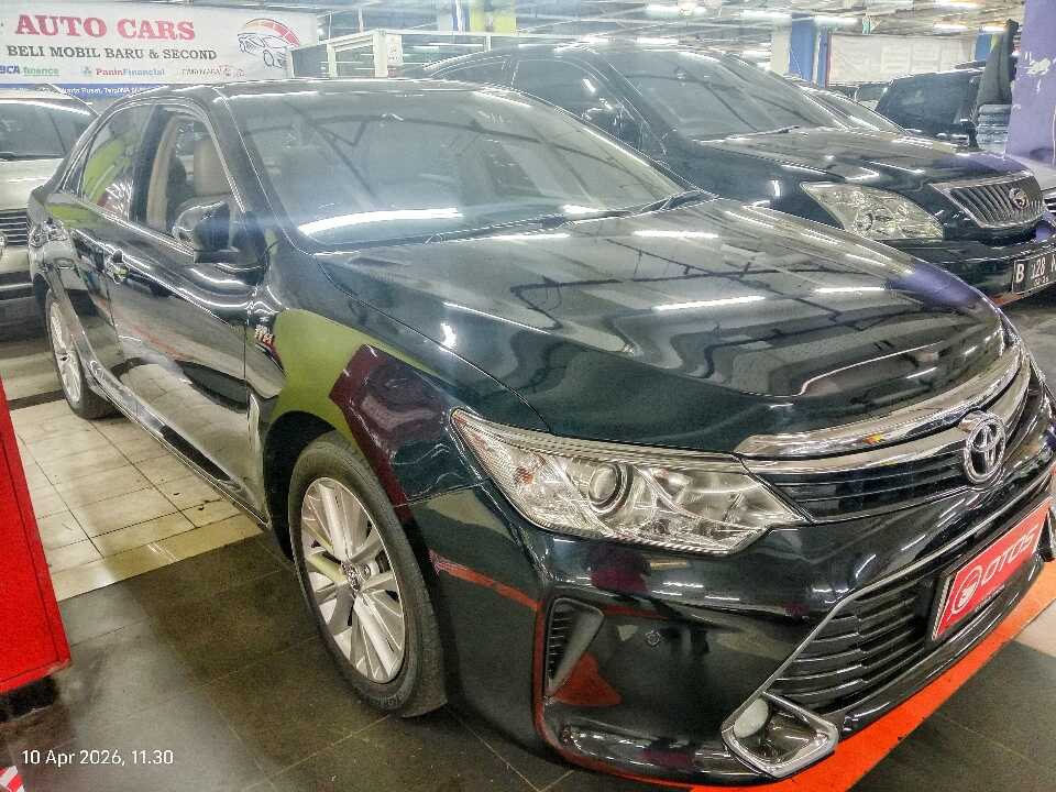 2017 Toyota Camry 2.5 V - Foto 1 dari 6