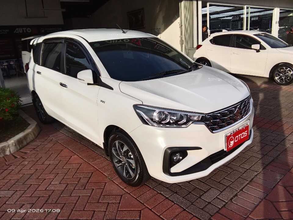 2023 Suzuki Ertiga 1.5 GX Hybrid - Foto 1 dari 6