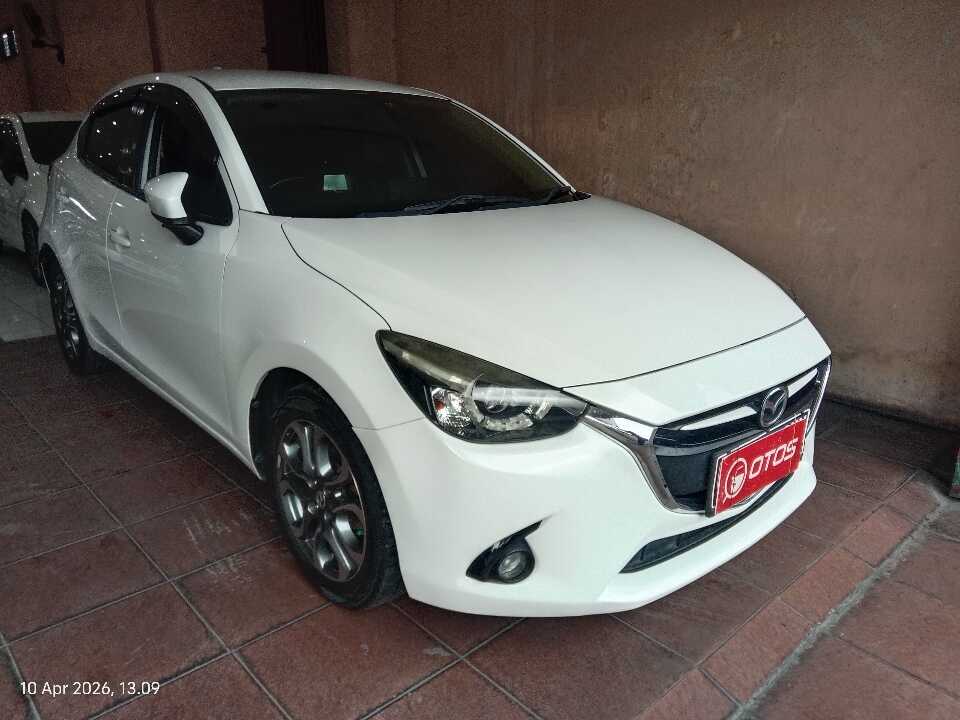 2015 Mazda 2 1.5 GT Skyactive - Foto 1 dari 6