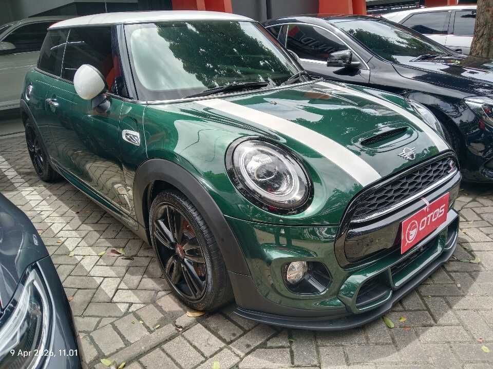 2018 MINI Cooper 2.0 S Red Hot