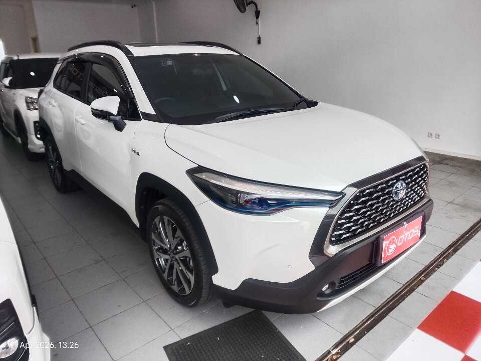 2022 Toyota Corolla Cross 1.8 Hybrid - Foto 1 dari 6